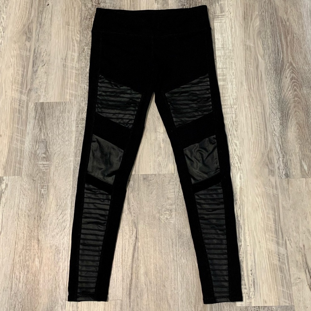 Alo Yoga Moto Legging
